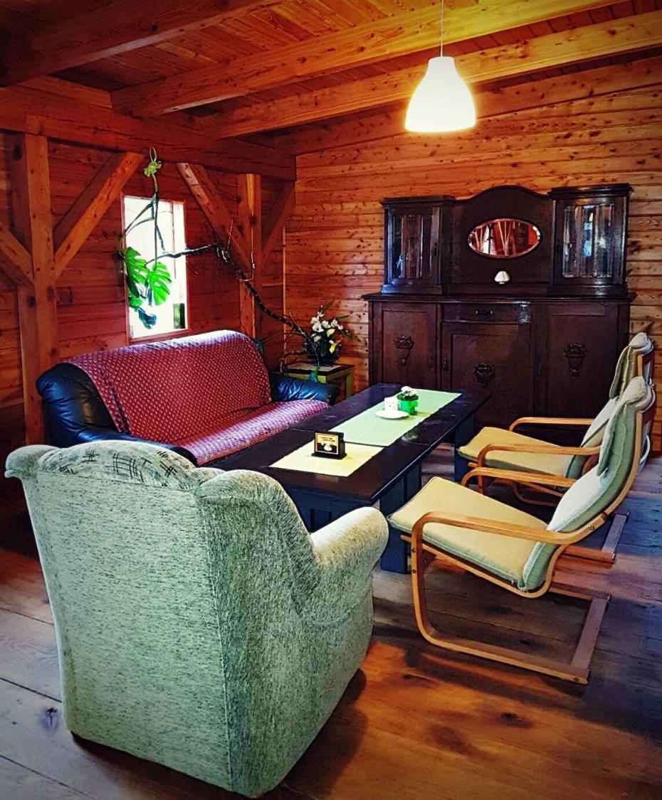 Agroturystyka Pod Modrzewiami Nowy Tomyśl Exteriör bild
