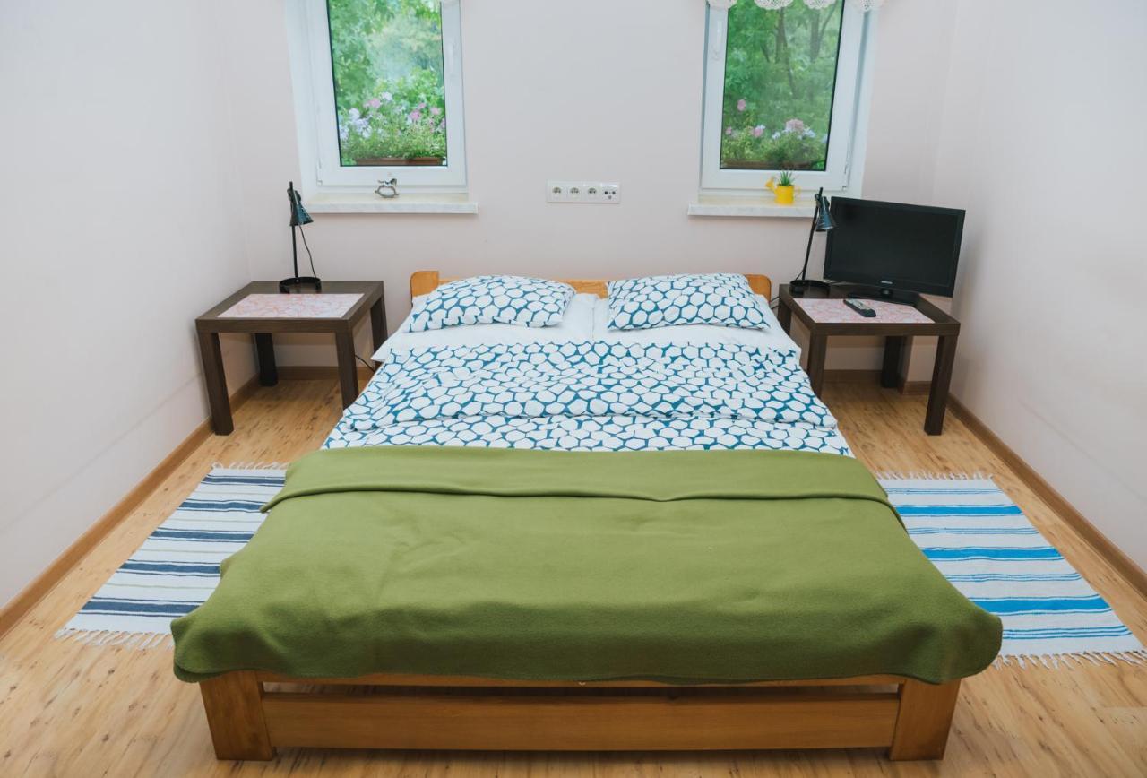 Agroturystyka Pod Modrzewiami Nowy Tomyśl Exteriör bild